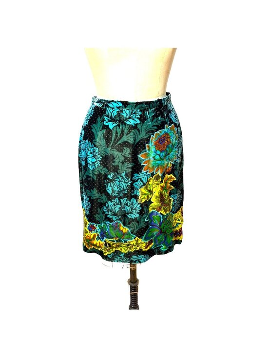 Etcetera Dresses & Skirts - Y2K floral velvet skirt with embroidery by Etcetera Size 8